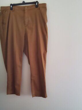 Women's Old Navy Camel colored Chino's Size XL OG [original comfy]